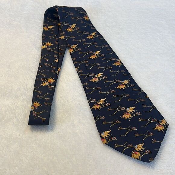 Salvatore Ferragamo Elephant Print Silk Tie - Picture 3 of 10